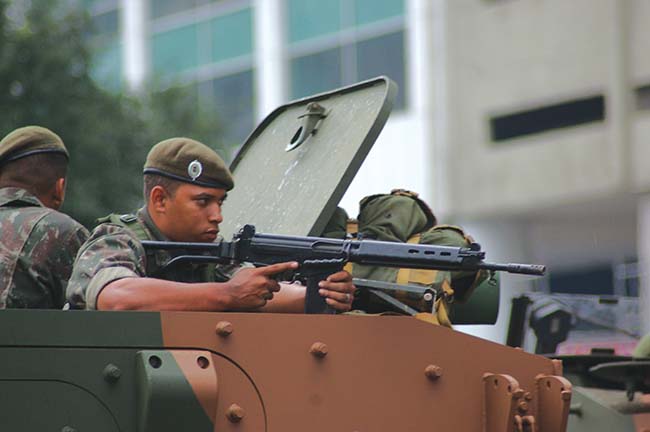 Brazilian army training Mauser rifles 2022 Exército Brasileiro a